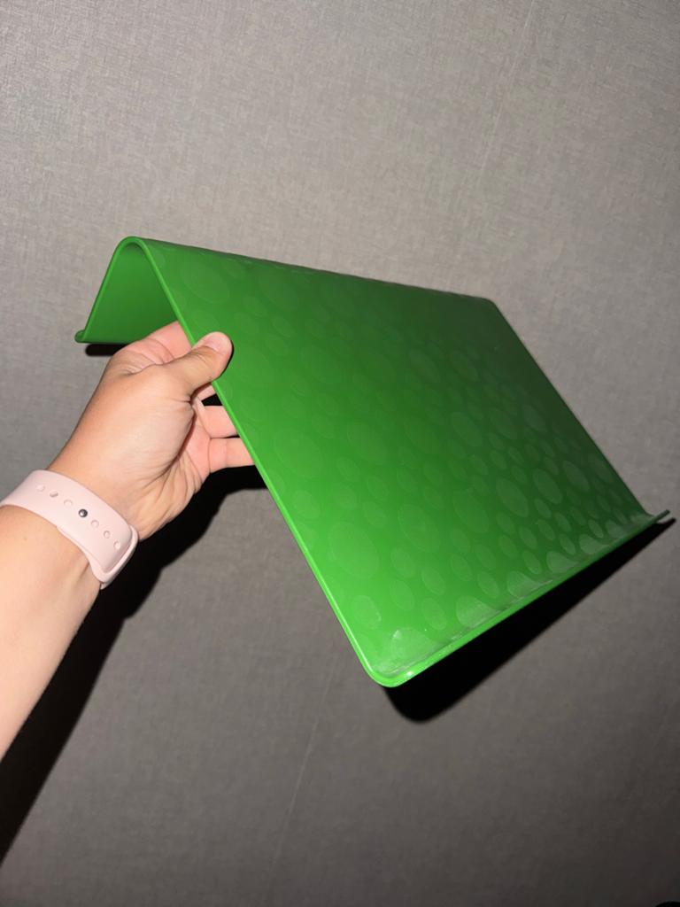 Groene boekenstandaard/tablet houder, Huis en Inrichting, Woonaccessoires | Overige, Ophalen of Verzenden, Zo goed als nieuw, Groen