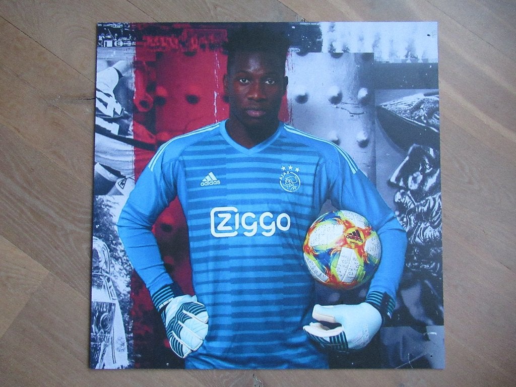 Prachtig grote foto op kunststof plaat van André Onana AJAX, Ophalen of Verzenden, Zo goed als nieuw, Ajax, Poster, Plaatje of Sticker