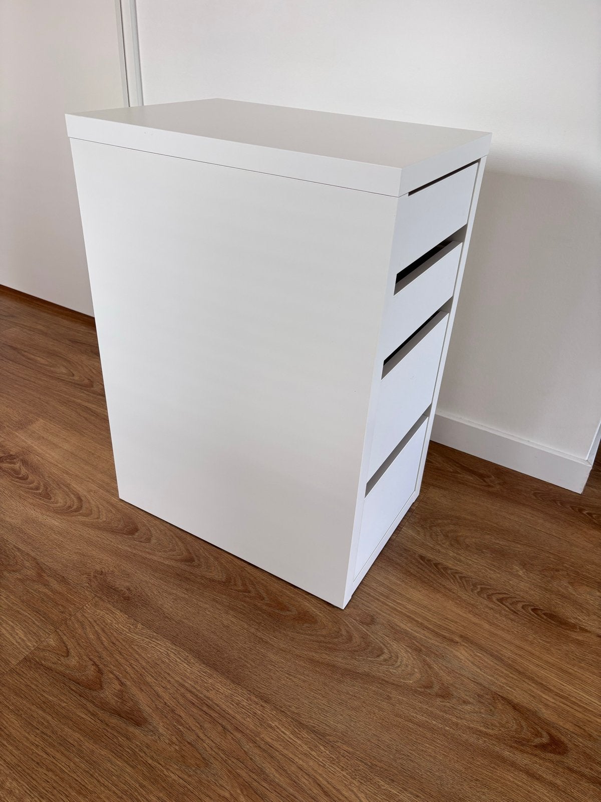 Ladekastje/bureau kastje ikea 4 lades wit, Huis en Inrichting, Kasten | Ladekasten, Ophalen, Overige materialen, Gebruikt, 100 tot 150 cm
