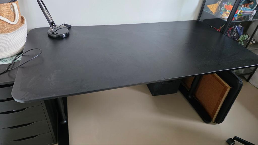 IKEA Bekant bureau 160x80 zwart, in hoogte verstelbaar, Ophalen, In hoogte verstelbaar, Zo goed als nieuw, IKEA