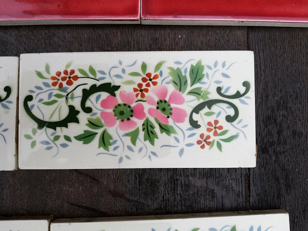199cm Antieke wandtegels 7,5x15,3cm bloemenrand, Ophalen of Verzenden
