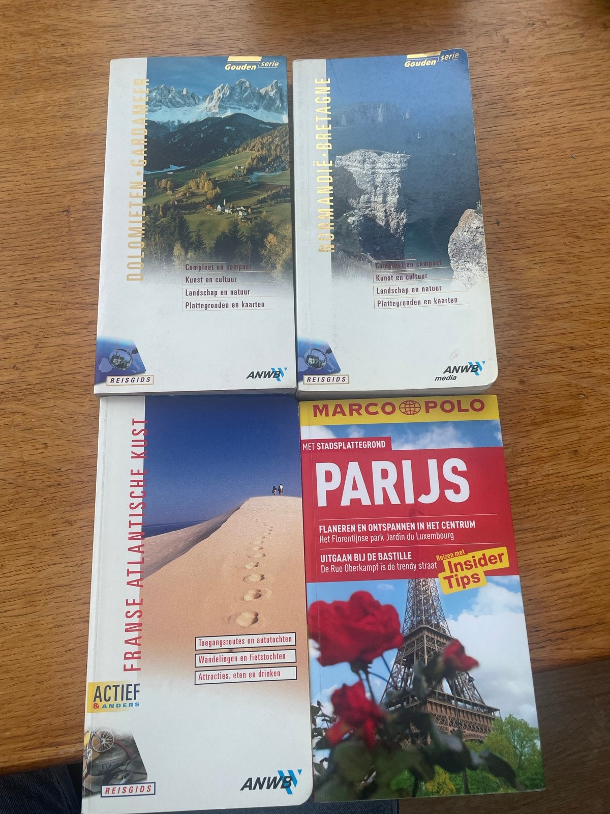 4x ANWB Reisgidsen: Frankrijk & Dolomieten/Gardameer, Gelezen, Europa, Ophalen of Verzenden, Reisgids of -boek