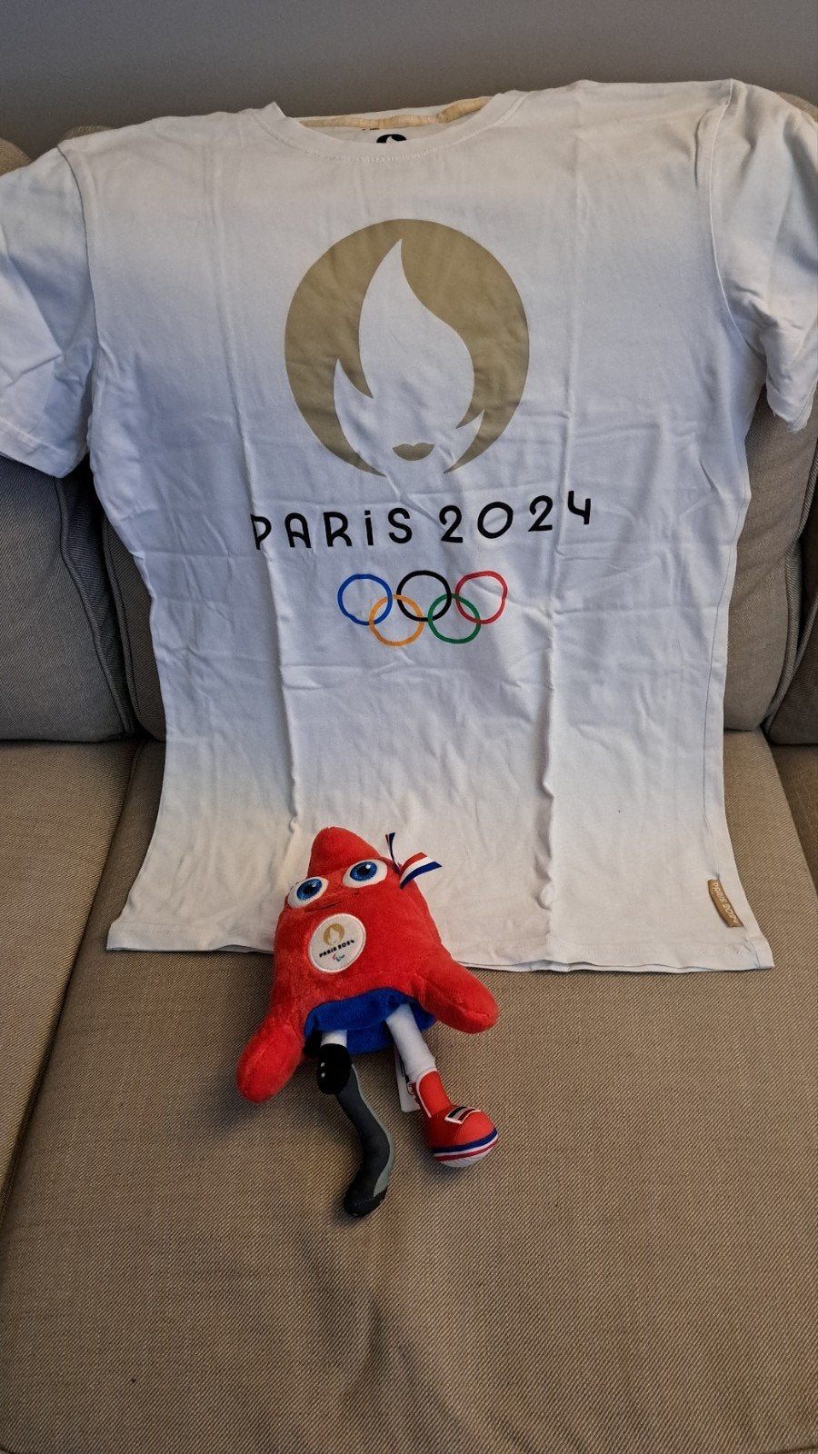 Olympische Spelen "Parijs 2024" Tshirt & Mascotte (Nieuw!), Verzamelen, Ophalen, Nieuw, Overige sporten, Shirt