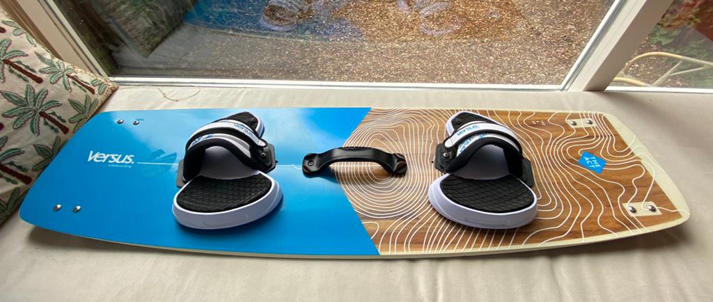 Kiteboard the ACT Ten, Watersport en Boten, Kitesurfen, Twintip, Ophalen of Verzenden, Zo goed als nieuw, 4 m² of minder