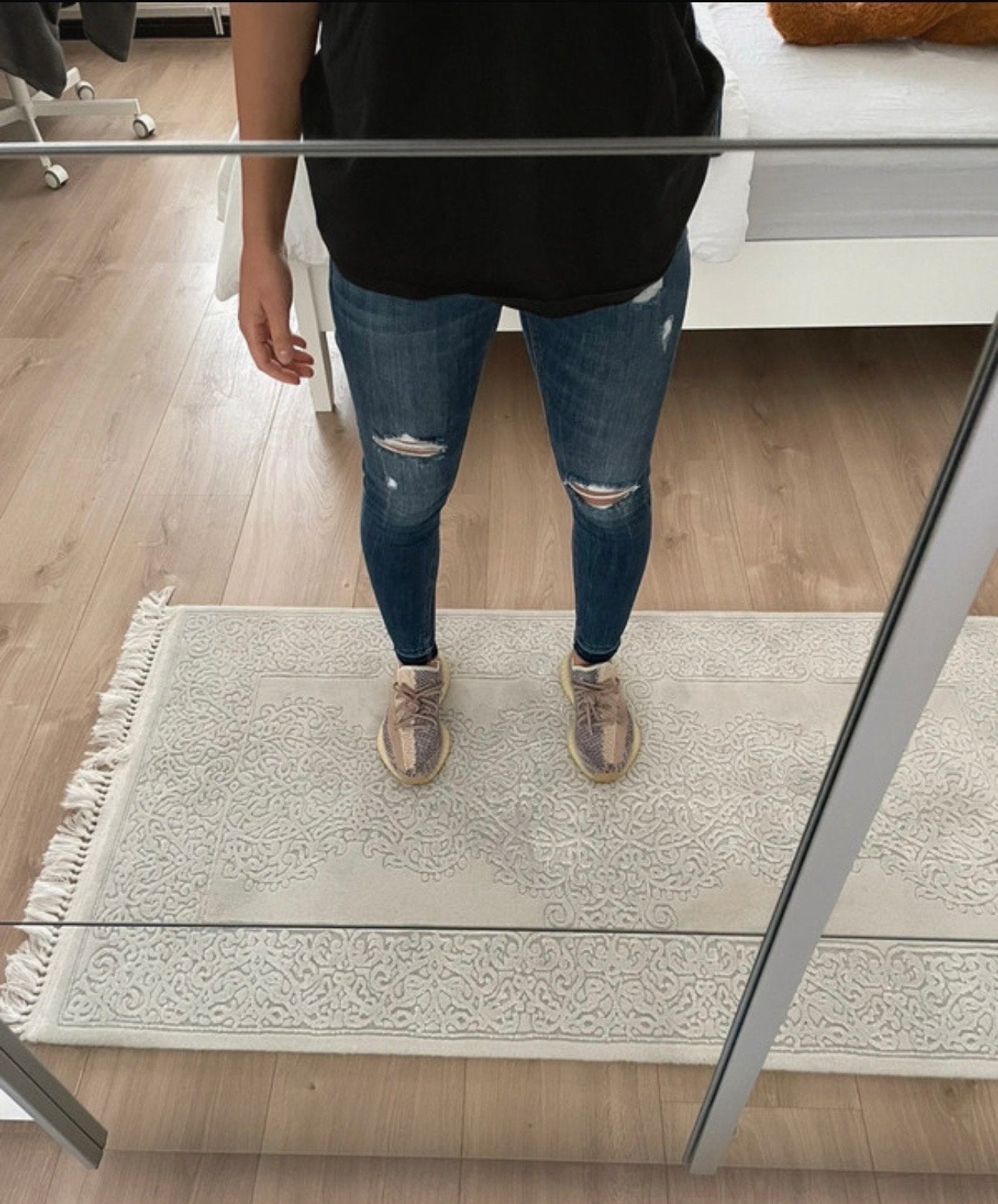 Stradivarius jeans maat 34 met scheuren, Ophalen of Verzenden, Gedragen, Blauw, W27 (confectie 34) of kleiner