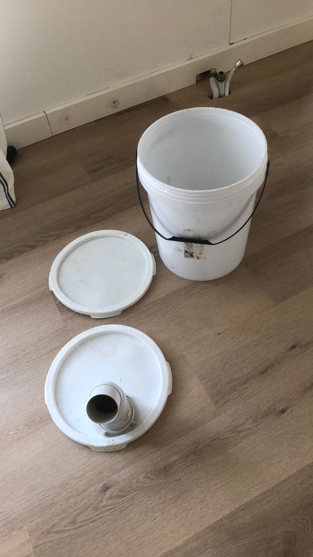 Emmers, Ophalen, Zo goed als nieuw, Kunststof