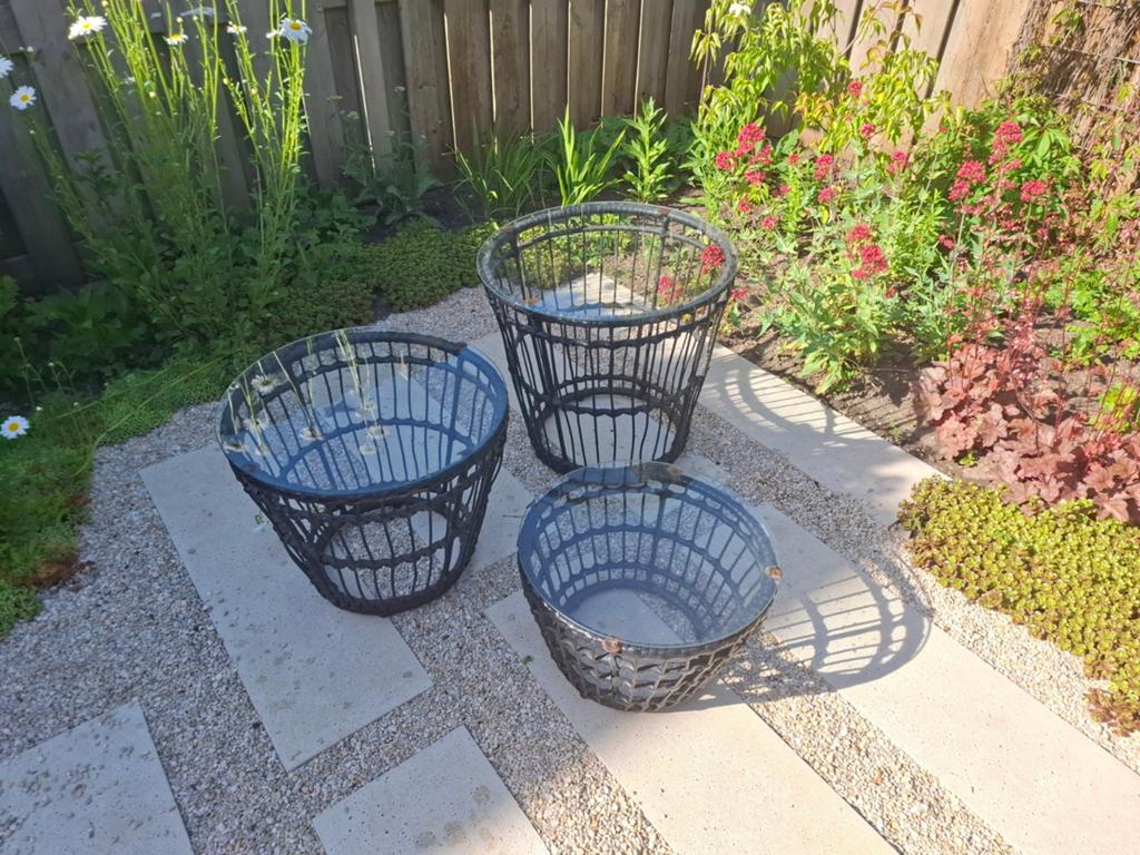 3 leuke rotan tafeltjes, Ophalen of Verzenden, Rond