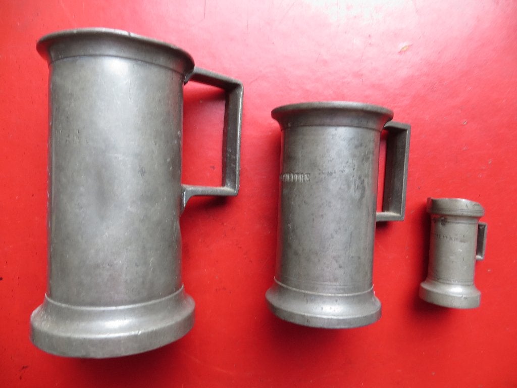 3 Frans tinnen maatjes 2-1 decilitre, 1 centilitre maatbeker, Ophalen of Verzenden
