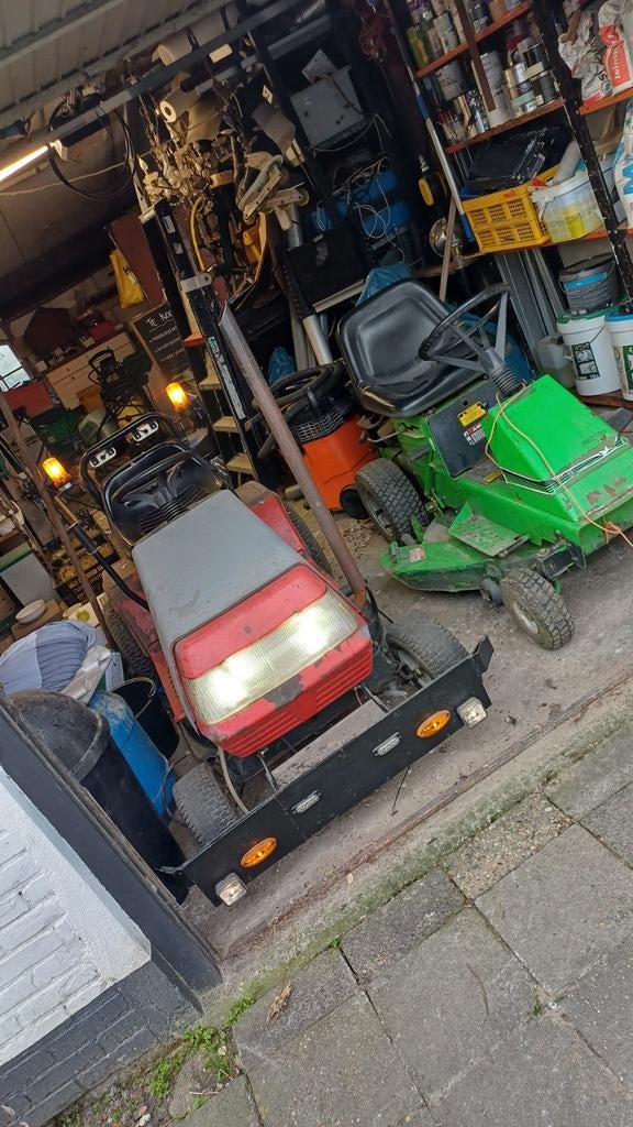 2x zitmaaier te koop, Tuin en Terras, Cirkelmaaier, Gebruikt, Elektrische starter, Briggs & Stratton