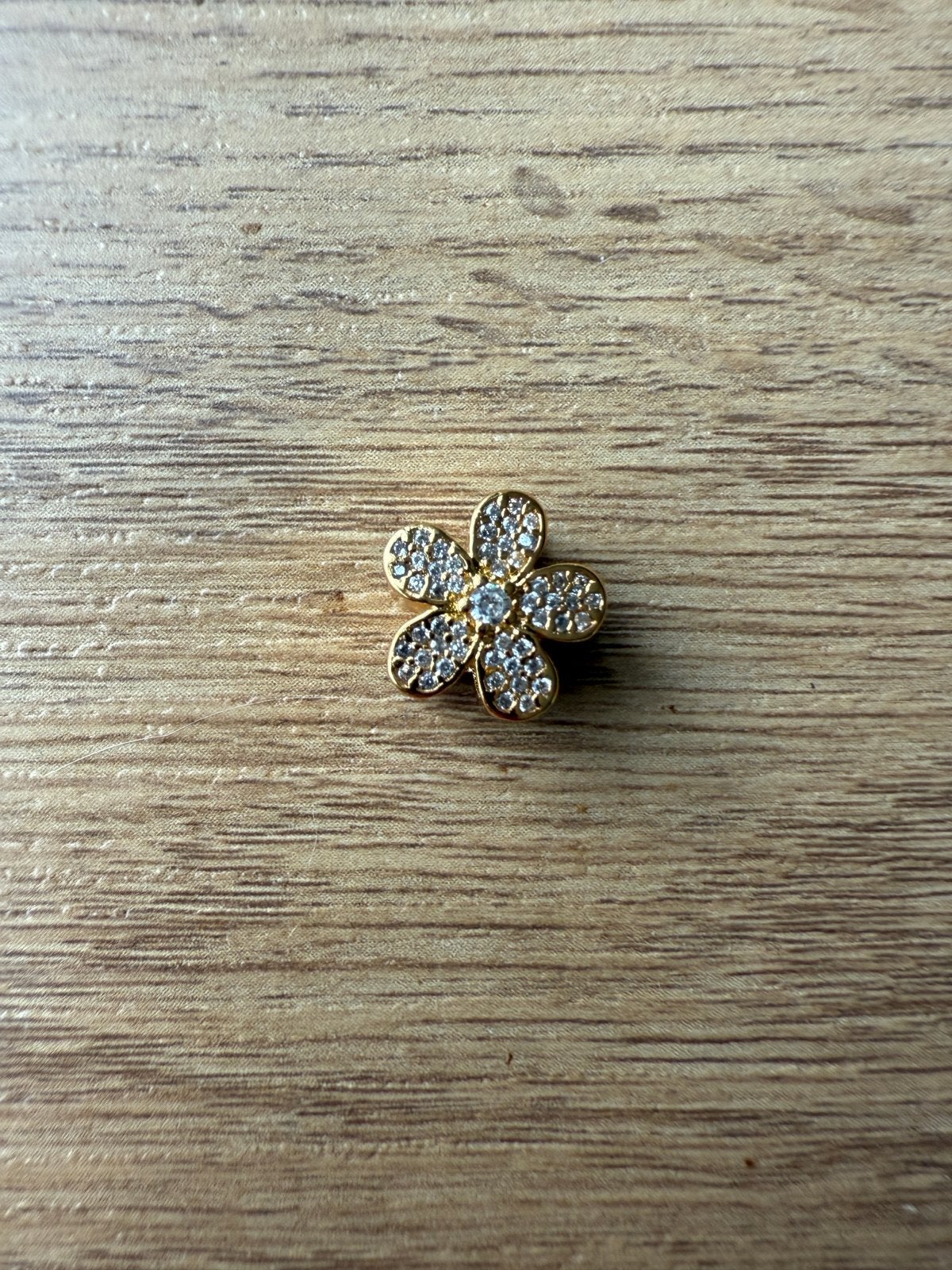 Gouden bloem bedel met strass voor Pandora armband, Overige materialen, Pandora, Ophalen of Verzenden, Zo goed als nieuw