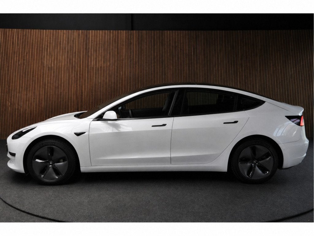 Tesla Model 3 RWD SOH: 96,1% Panodak Leer 360 Trekhaak Stu, Auto's, Tesla, Automaat, Dealer onderhouden, Achterwielaandrijving