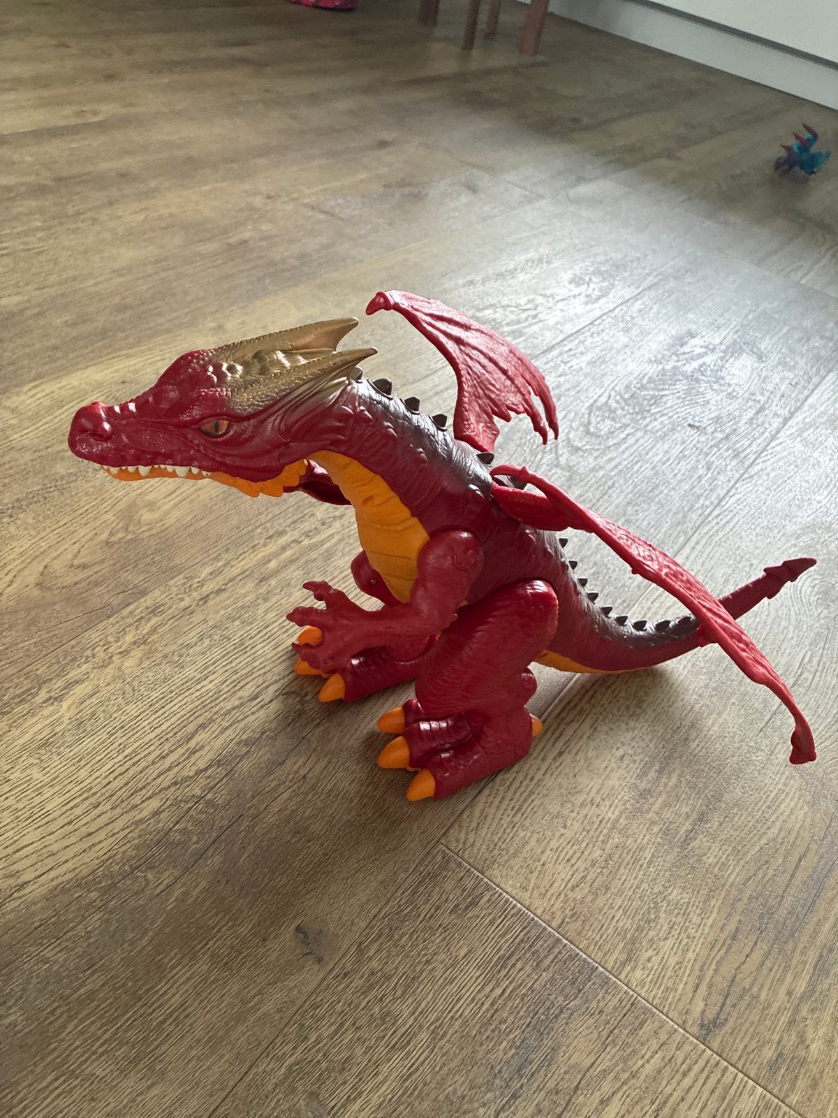 Grote rode draak speelgoedfiguur met vleugels, Ophalen of Verzenden, Gebruikt