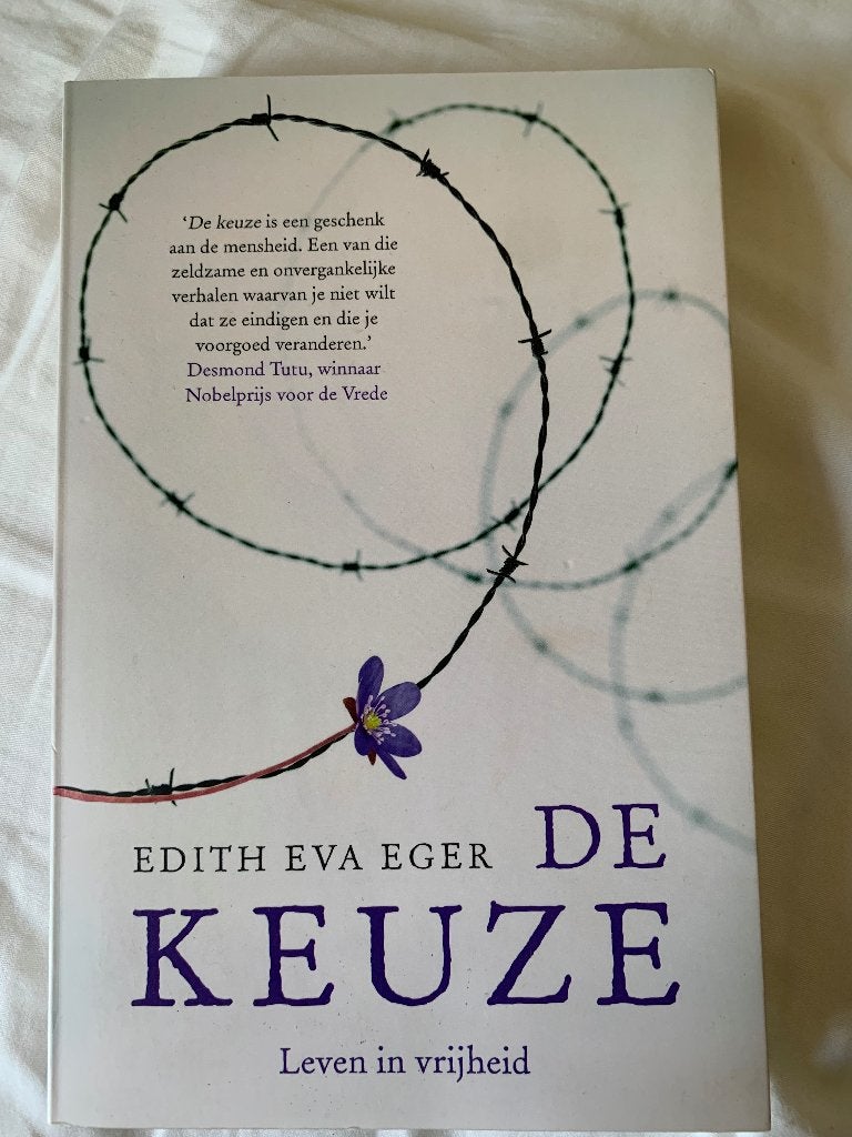 Boek: de keuze van Edith Eger, Ophalen of Verzenden, Gelezen