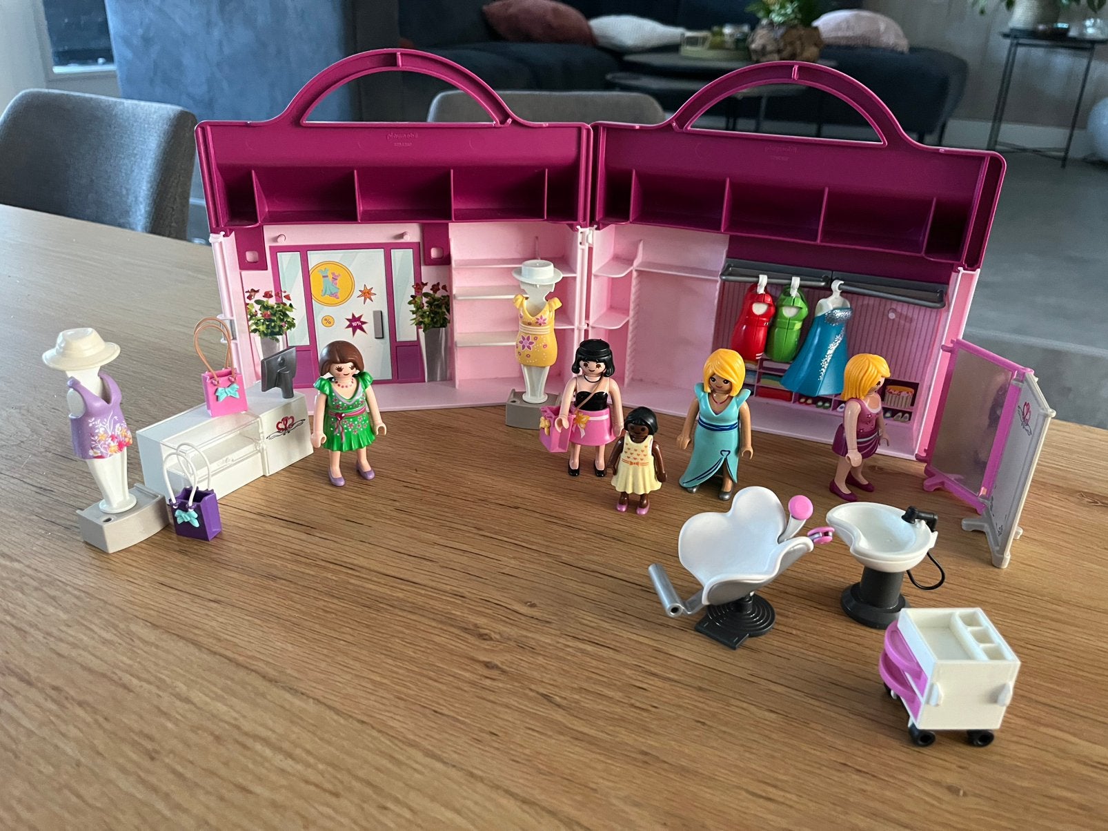 Playmobil meeneem kledingwinkel, Ophalen, Zo goed als nieuw