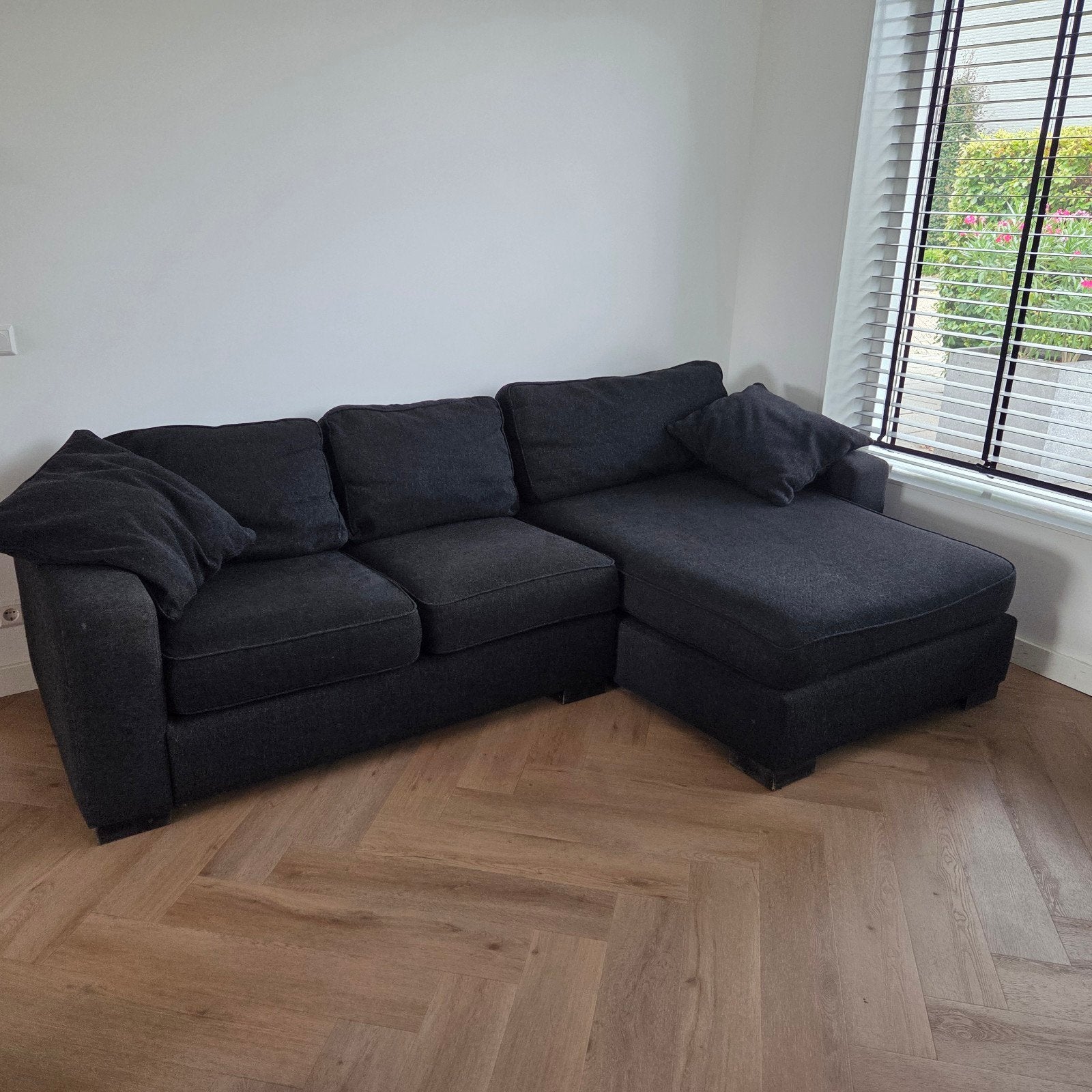 Hoekbank N-joy - Comfortabele en ruime bank, Ophalen, 250 tot 300 cm, Gebruikt, Hoekbank