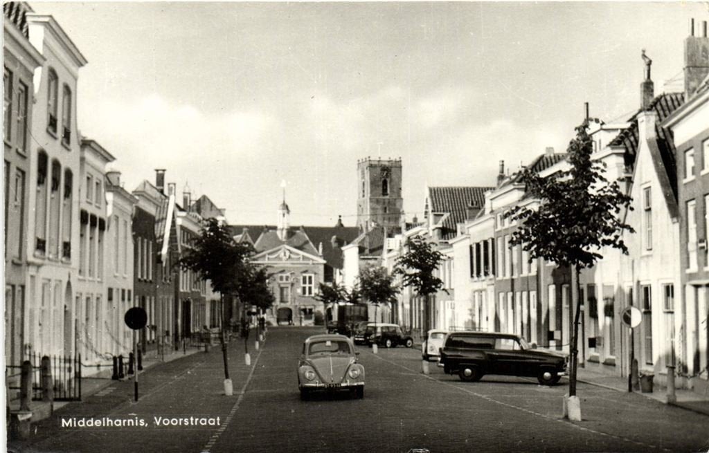Middelharnis, Voorstraat - VW-kever - gelopen, Verzenden, 1960 tot 1980, Gelopen, Zeeland