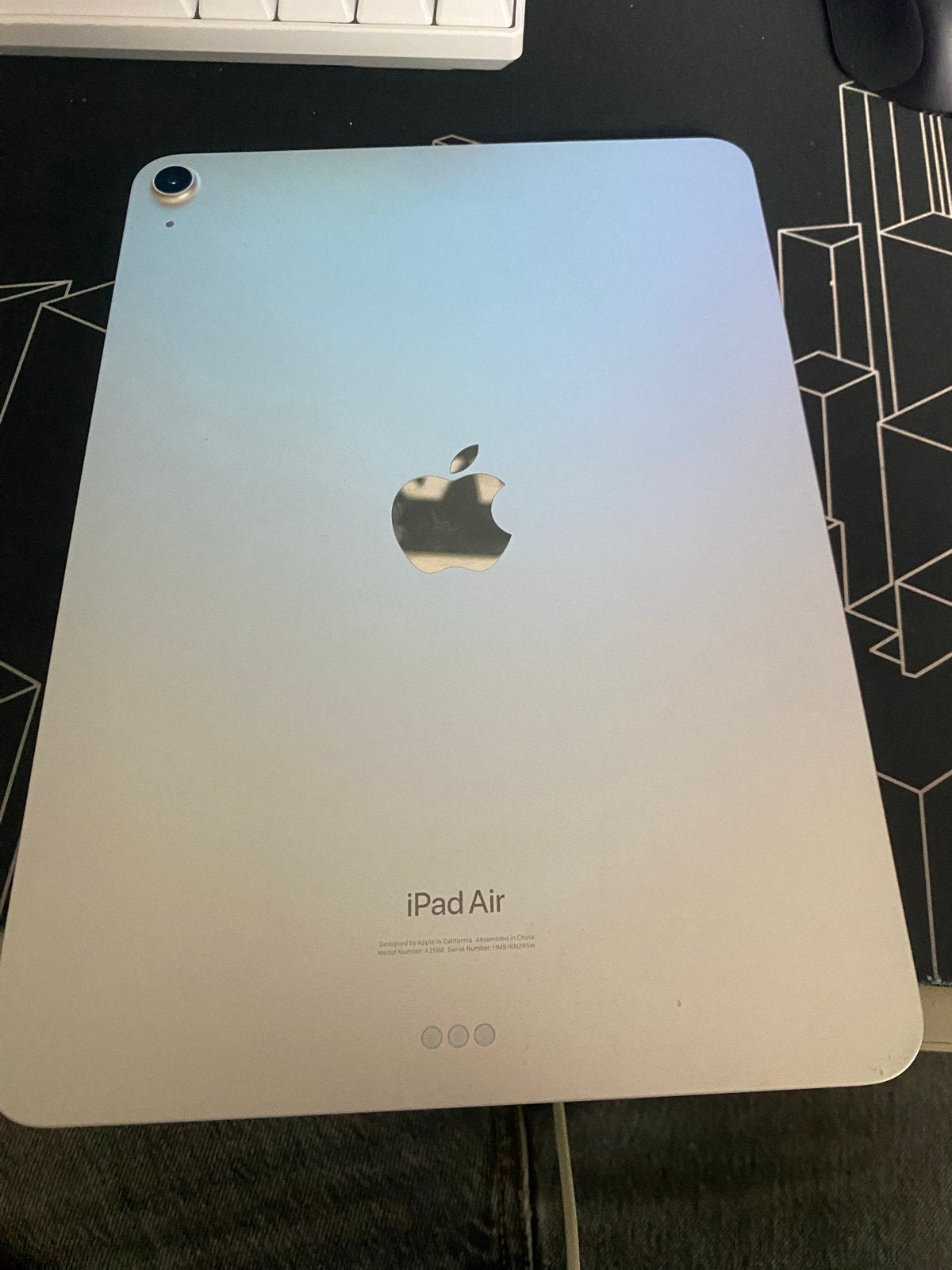 Mooie iPad Air - Zo goed als nieuw, Computers en Software, Ophalen of Verzenden, Zo goed als nieuw, Zilver, Apple iPad Air