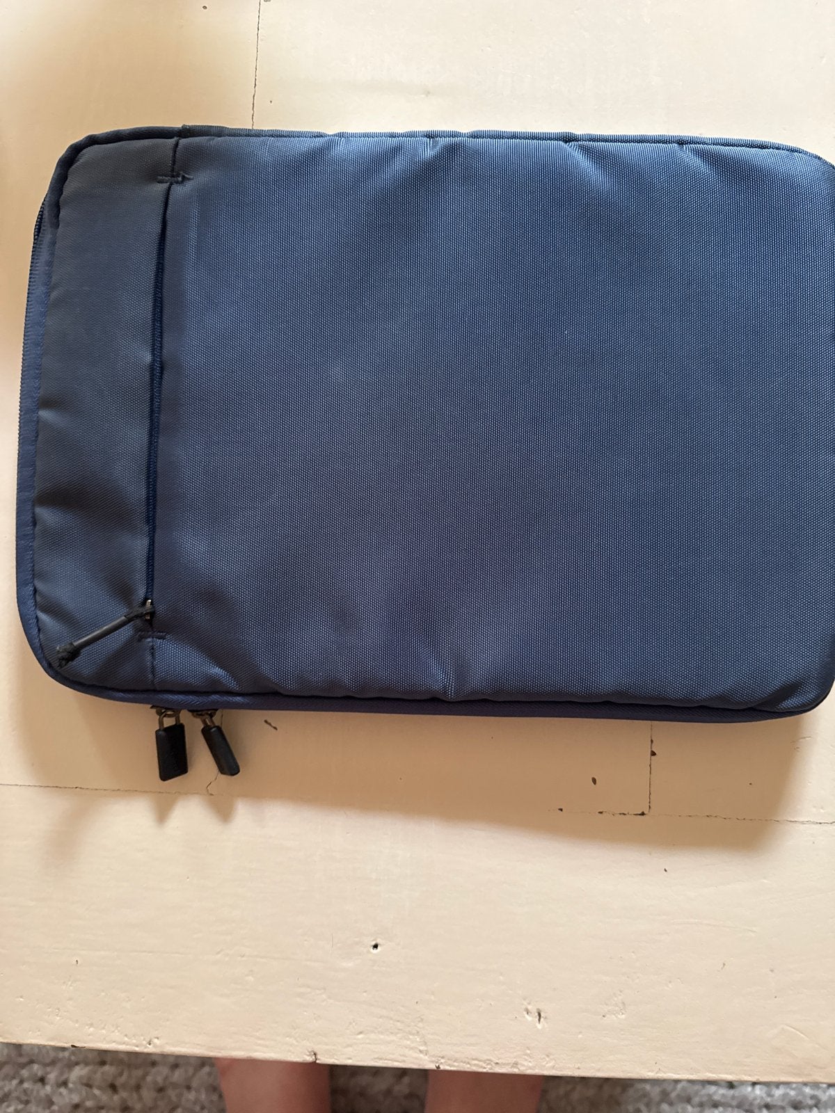 Donkerblauwe laptophoes voor 13 inch laptops, Computers en Software, Ophalen of Verzenden, 13 inch, Zo goed als nieuw