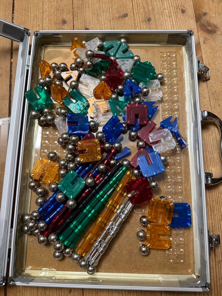 Magnetix magnetisch speelgoed - Grote set met veel onderdele, Ophalen of Verzenden, Gebruikt, Overige merken