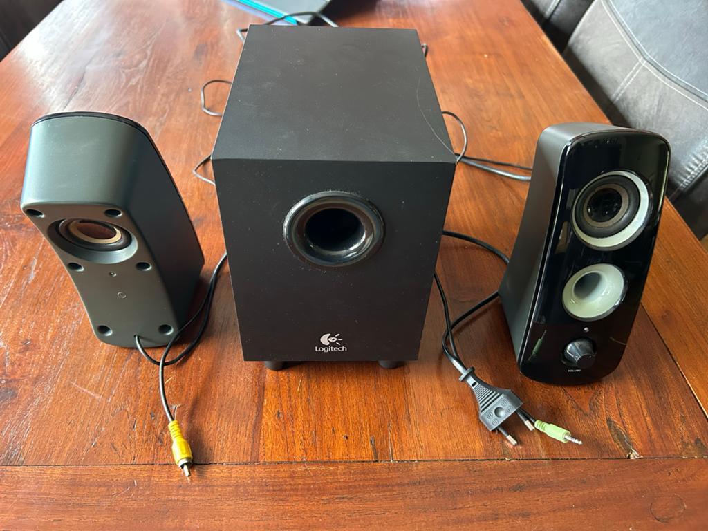 Logitech Z323 2.1 Luidsprekersysteem + Subwoofer, Computers en Software, Pc speakers, Ophalen of Verzenden, Zo goed als nieuw