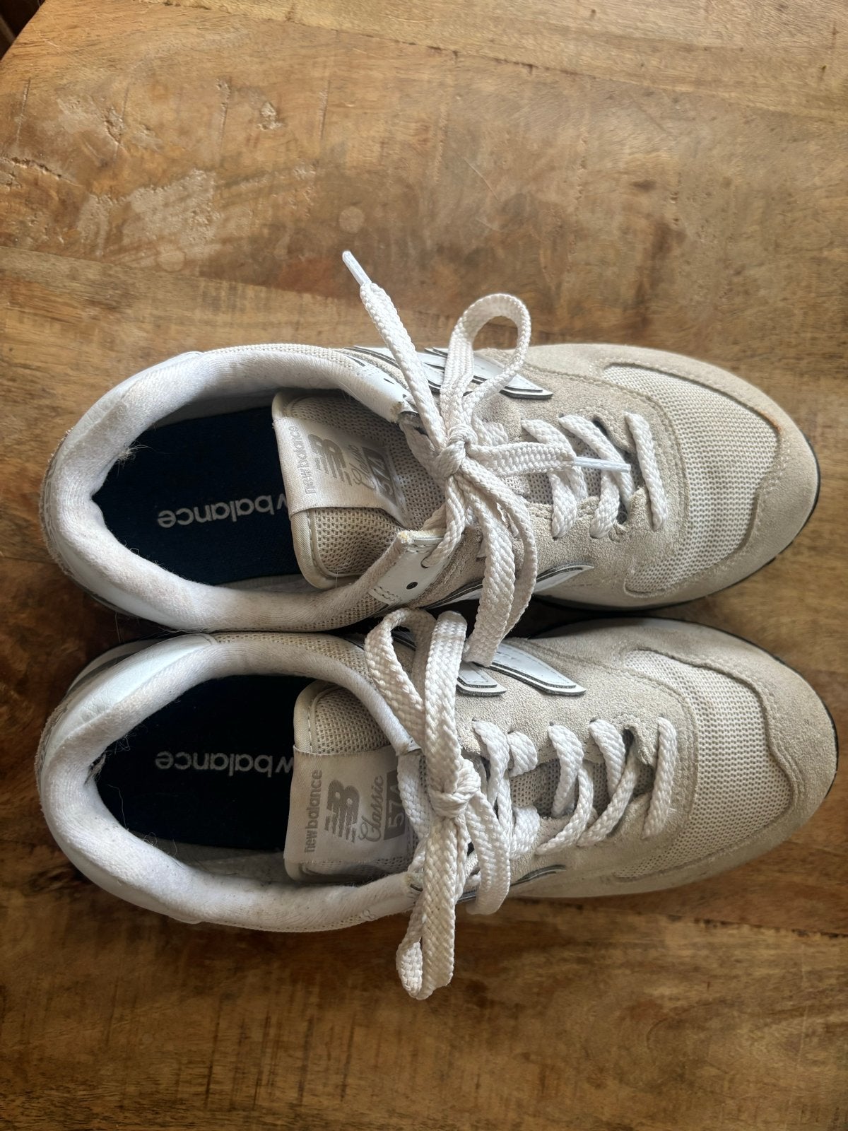 New Balance sneakers maat 41 (valt als 40), Kleding | Dames, Schoenen, Ophalen of Verzenden, Gedragen, Beige, Sneakers of Gympen