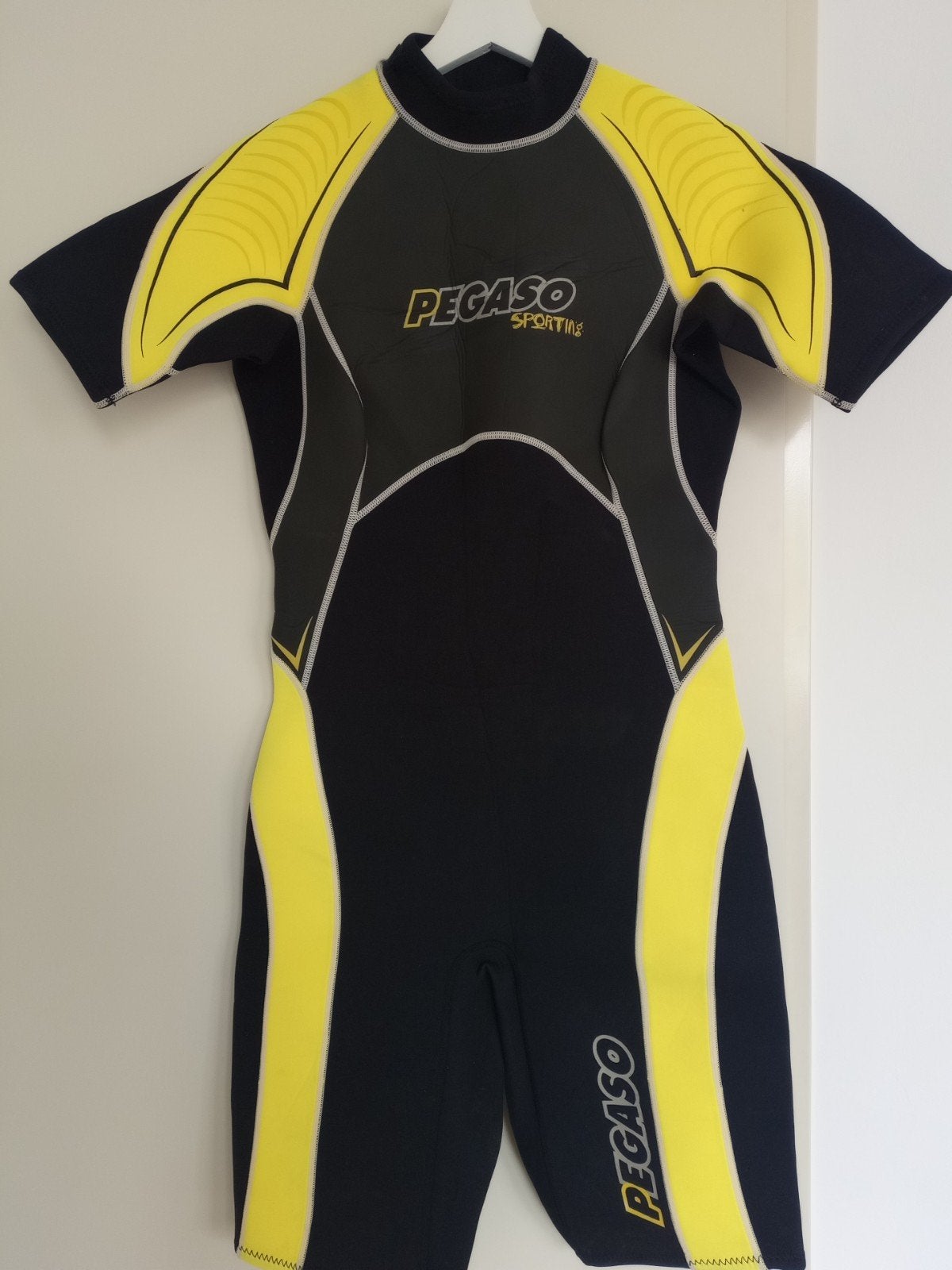 Shorty wetsuit, merk Pegaso, dames maat L, zwart/geel, Ophalen of Verzenden, Gebruikt, Overige typen