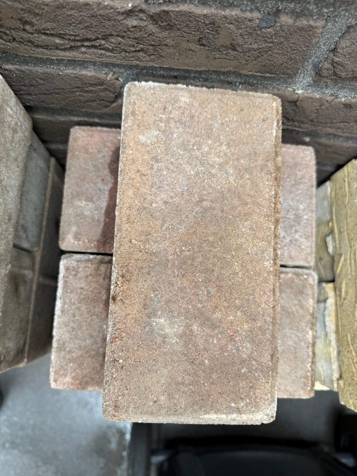 Tremico Betonklinker (BKK) Bont (rood-zwart), Tuin en Terras, Tegels en Klinkers, Ophalen, Gebruikt, Klinkers, Minder dan 5 m²
