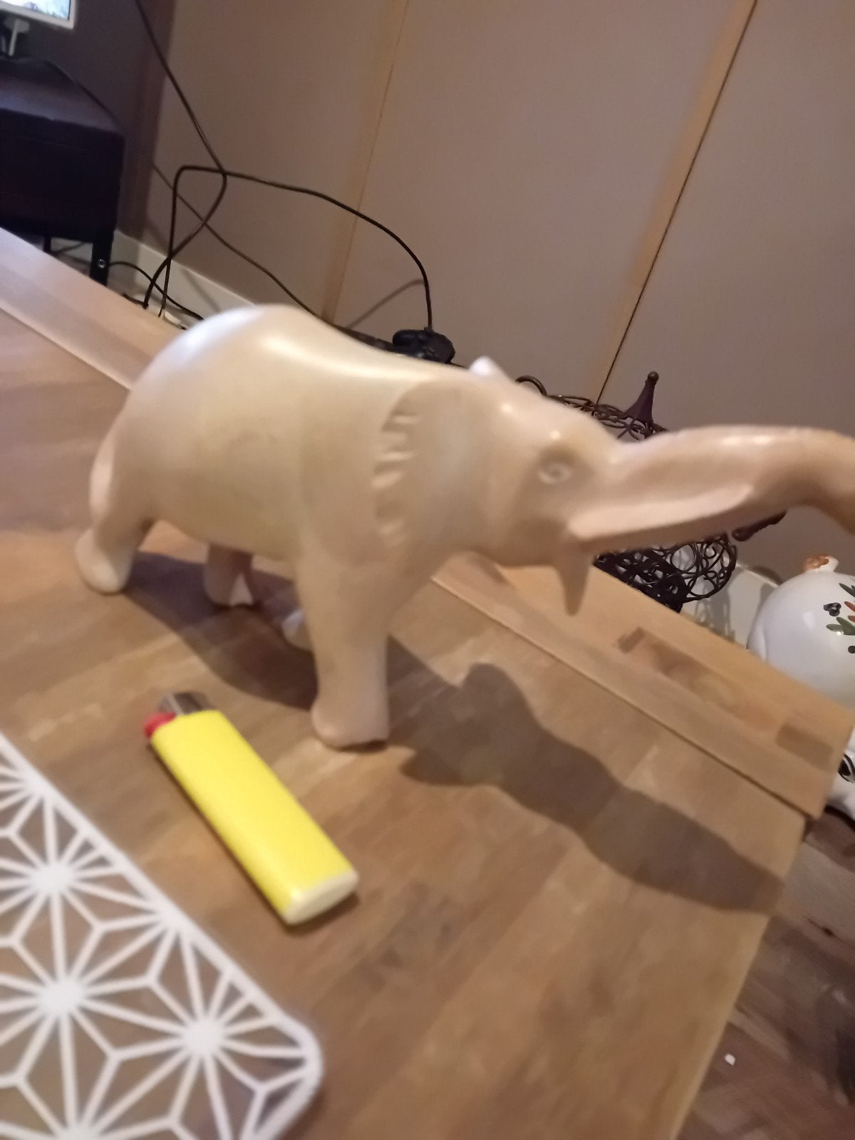 mooie beeld van olifant speksteen, Ophalen of Verzenden, Zo goed als nieuw, Dier