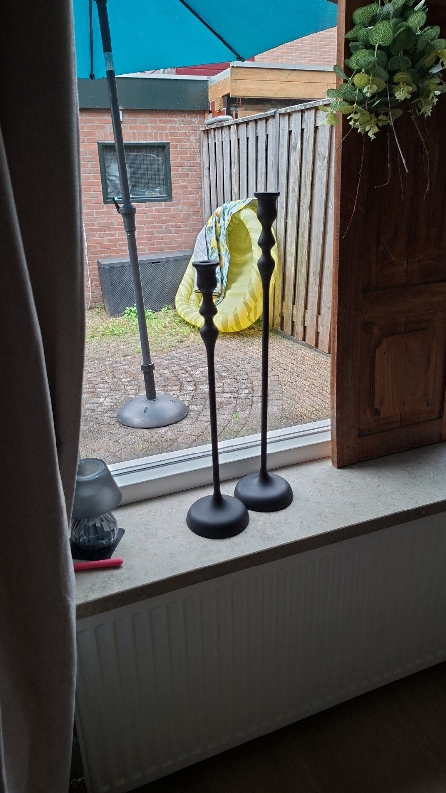 Lange zwarte kandelaars van Intratuin, Ophalen of Verzenden, Zo goed als nieuw, Metaal, Kandelaar
