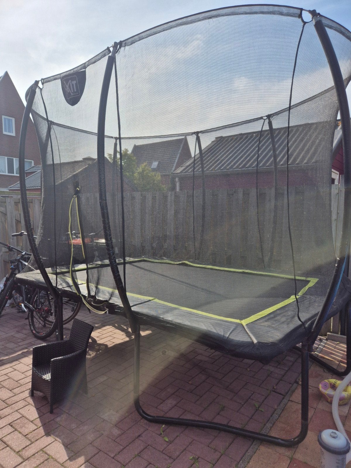 Exit Trampoline 305x215 met nieuwe veren en rand, Kinderen en Baby's, Speelgoed | Buiten | Trampolines, Ophalen of Verzenden, Gebruikt