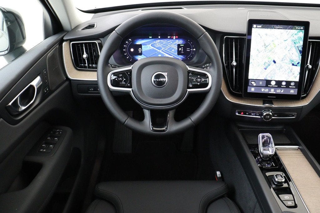 Volvo XC60 II T6 PLUG-IN HYBRID AWD ULTRA DARK -PANO.DAK|HAR, Auto's, Volvo, Automaat, 12 maanden, Gebruikt, Euro 6