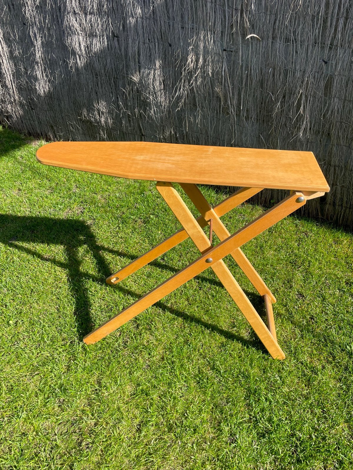Vintage houten strijkplank - Het Pakhuis van Rienstra, Ophalen of Verzenden, Zo goed als nieuw, Strijkijzer met snoer