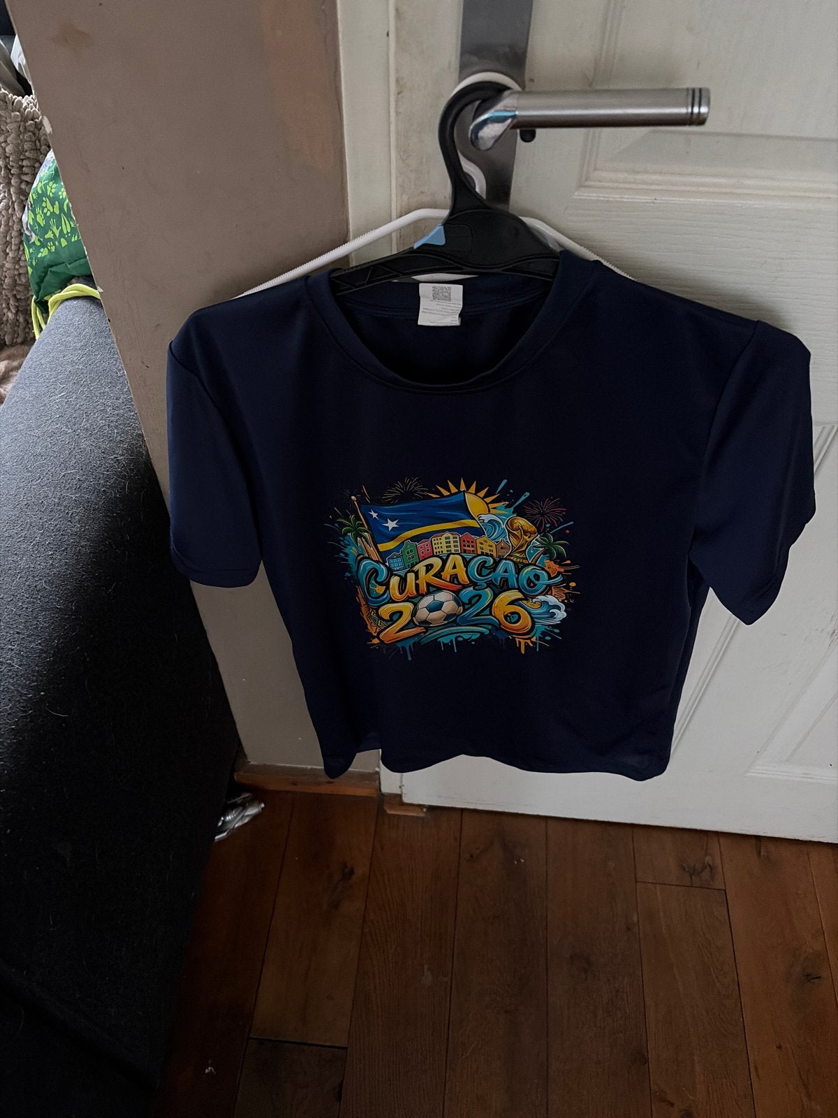 Curaçao Shirtje Maat M, Ophalen of Verzenden, Zo goed als nieuw, Voetbal, Maat 48/50 (M)