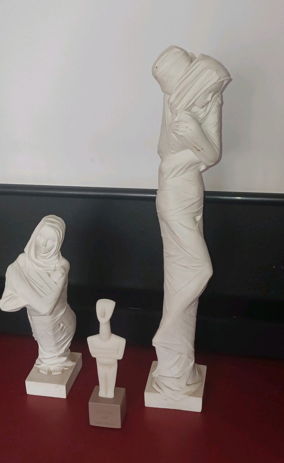 Set van 3 sculpturen: Vrouw met doek, Cycladisch beeldje, Ophalen of Verzenden