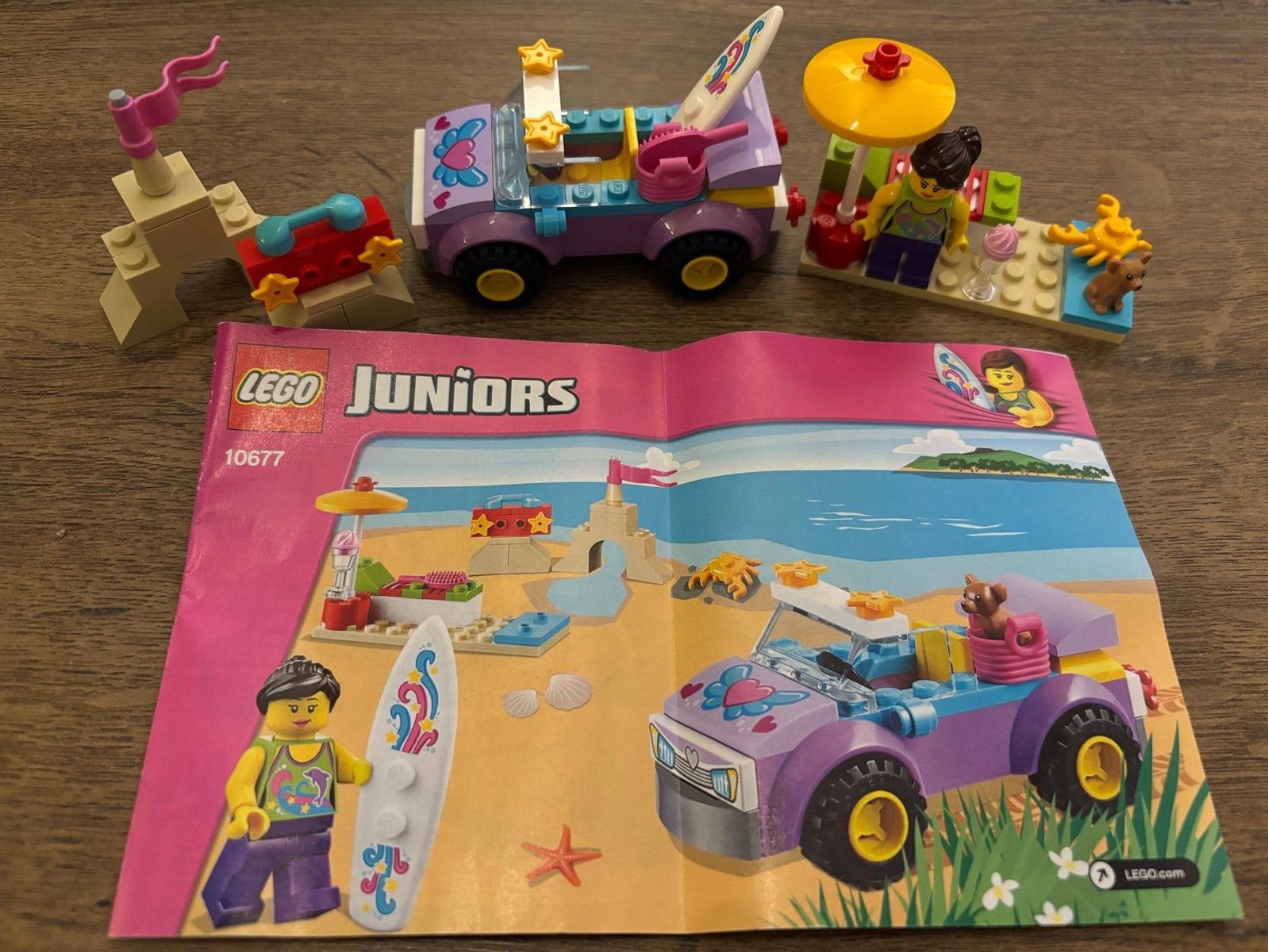 Lego Juniors 10677 Strand Camper Compleet met boekje, Kinderen en Baby's, Speelgoed | Duplo en Lego, Overige thema's, Lego, Ophalen of Verzenden