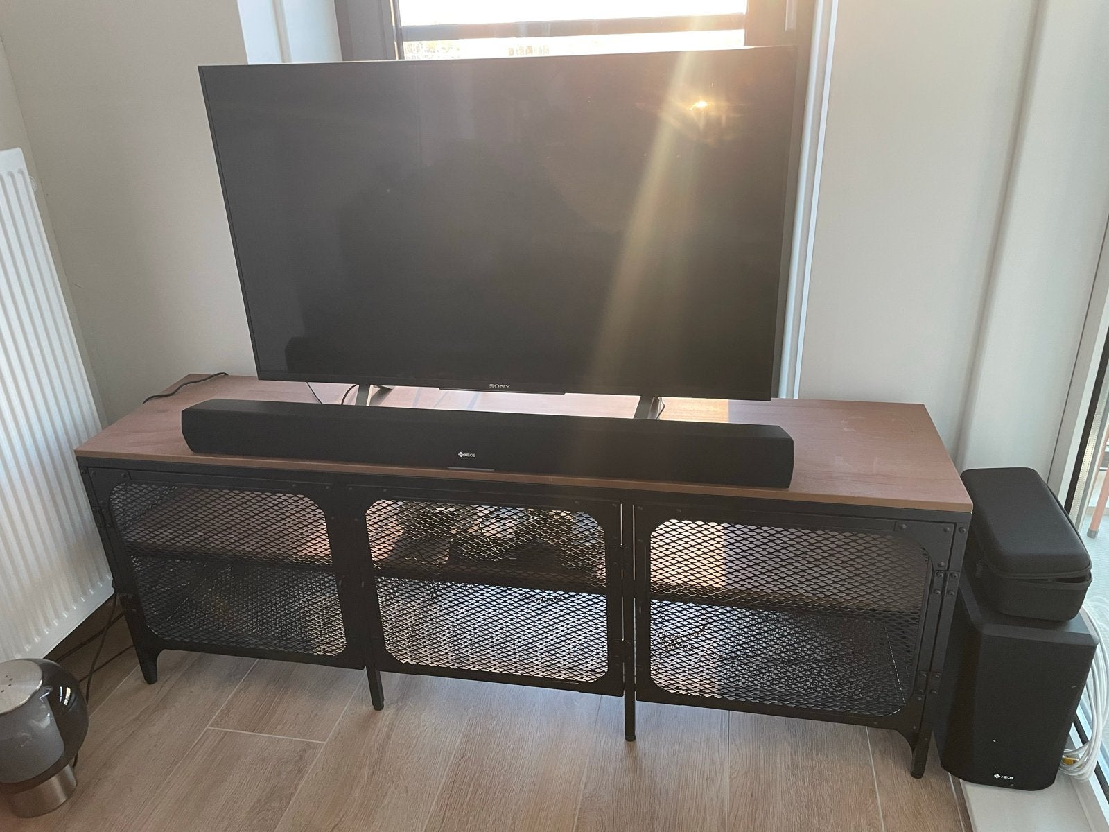 IKEA TV meubel Fjällbo - Bruin houten blad, Ophalen, 100 tot 150 cm, Zo goed als nieuw, Minder dan 100 cm