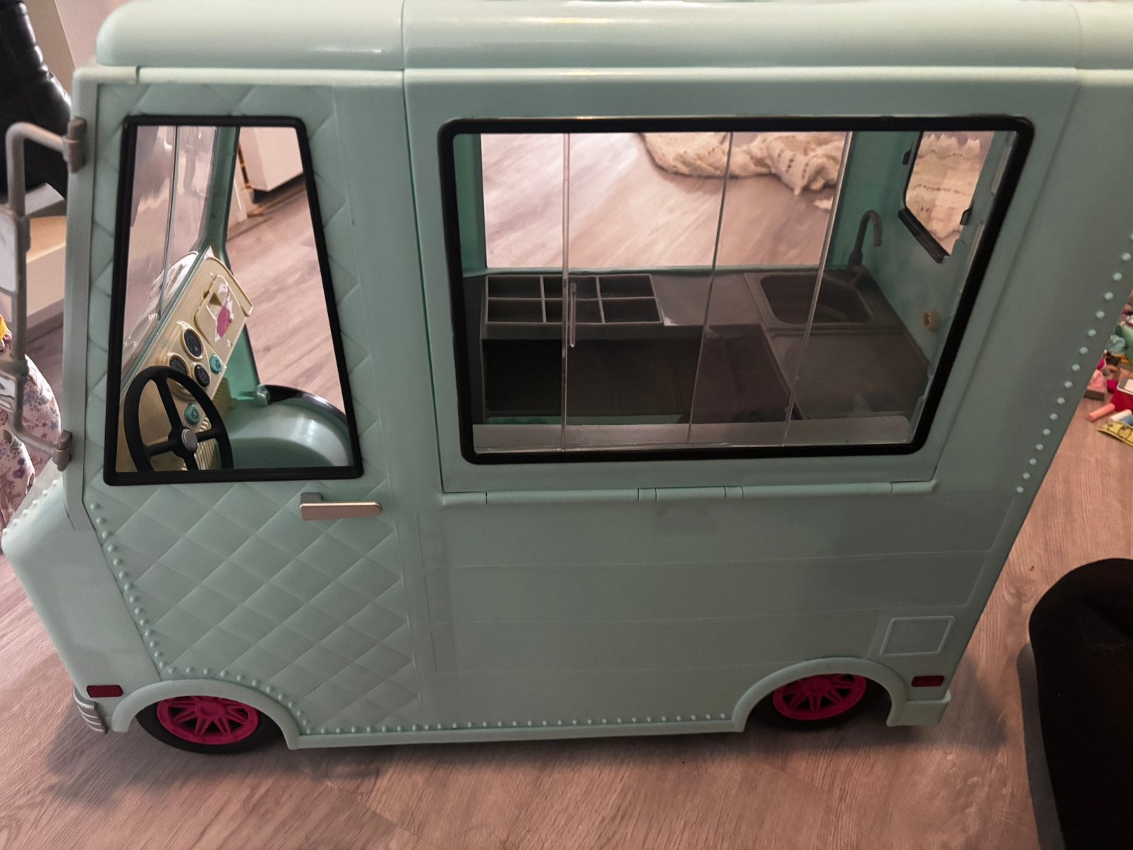 Our Generation ice cream truck, Ophalen, Zo goed als nieuw