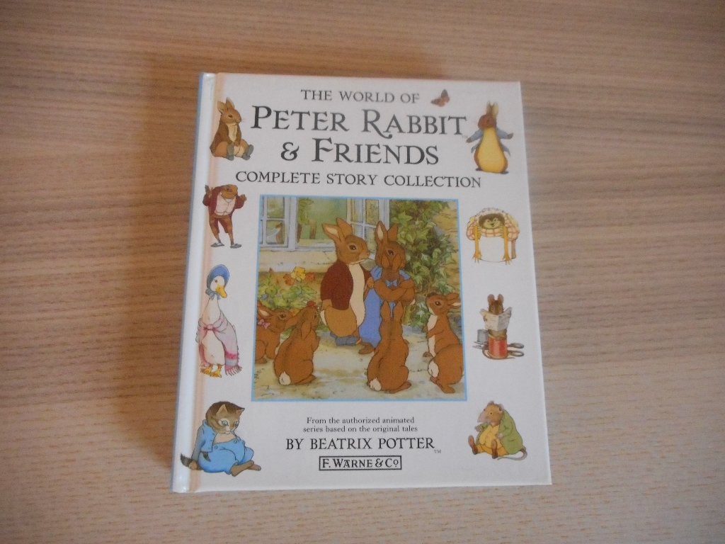 Boek The world of Peter Rabbit & Friends van Beatrix Potter, Ophalen of Verzenden, Zo goed als nieuw, Overige materialen, Overige typen