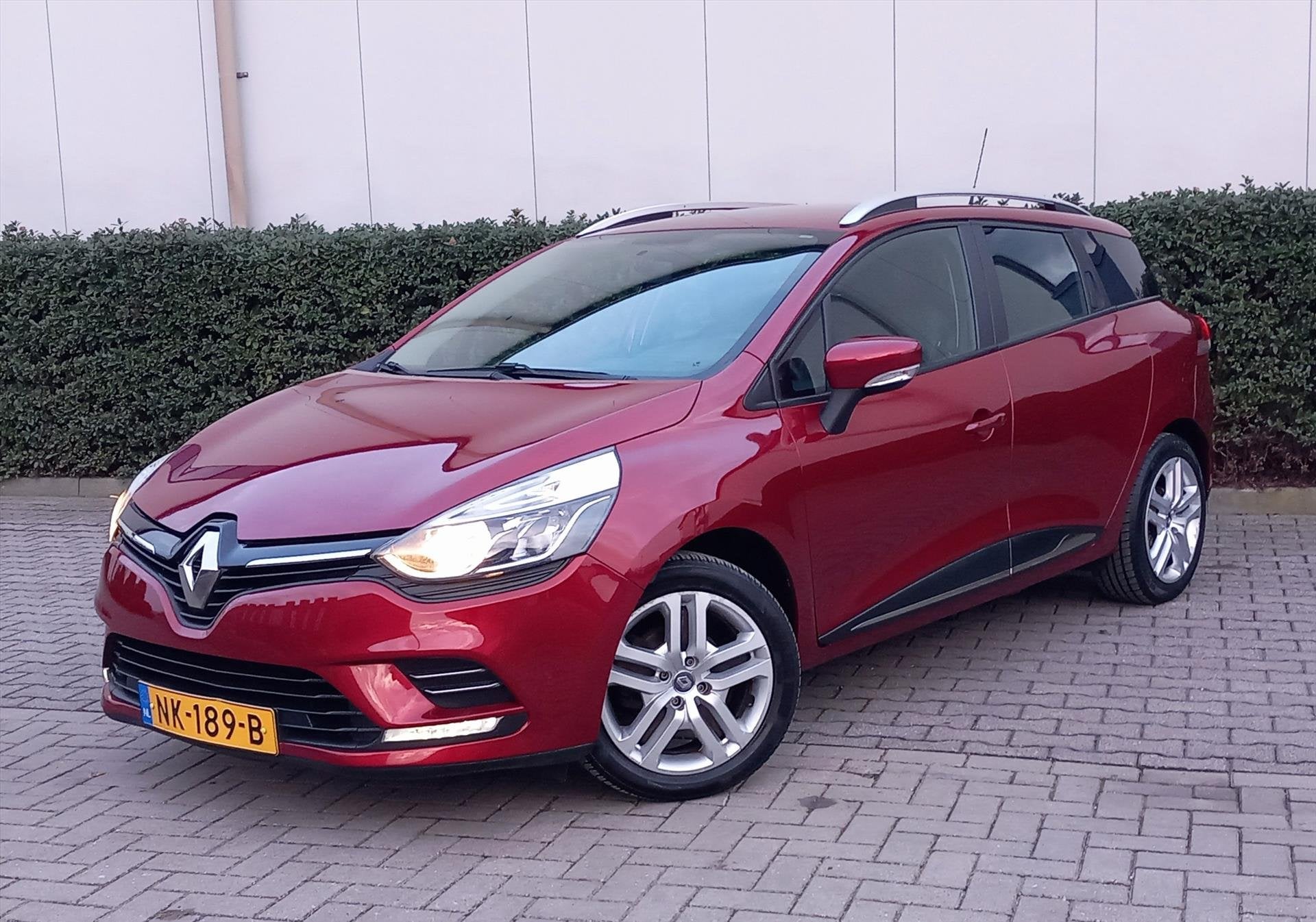 RENAULT Clio Energy TCe 90pk S&amp;S Zen, Auto's, Voorwielaandrijving, Gebruikt, 580 kg, Lichtsensor