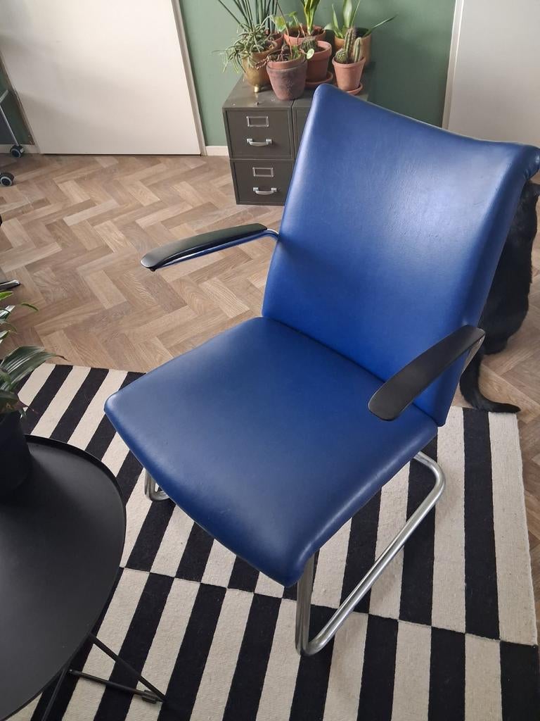 Prachtige blauwe  fauteuil dutch design De Wit, Huis en Inrichting, Stoelen, Ophalen, Gebruikt, Blauw, Leer