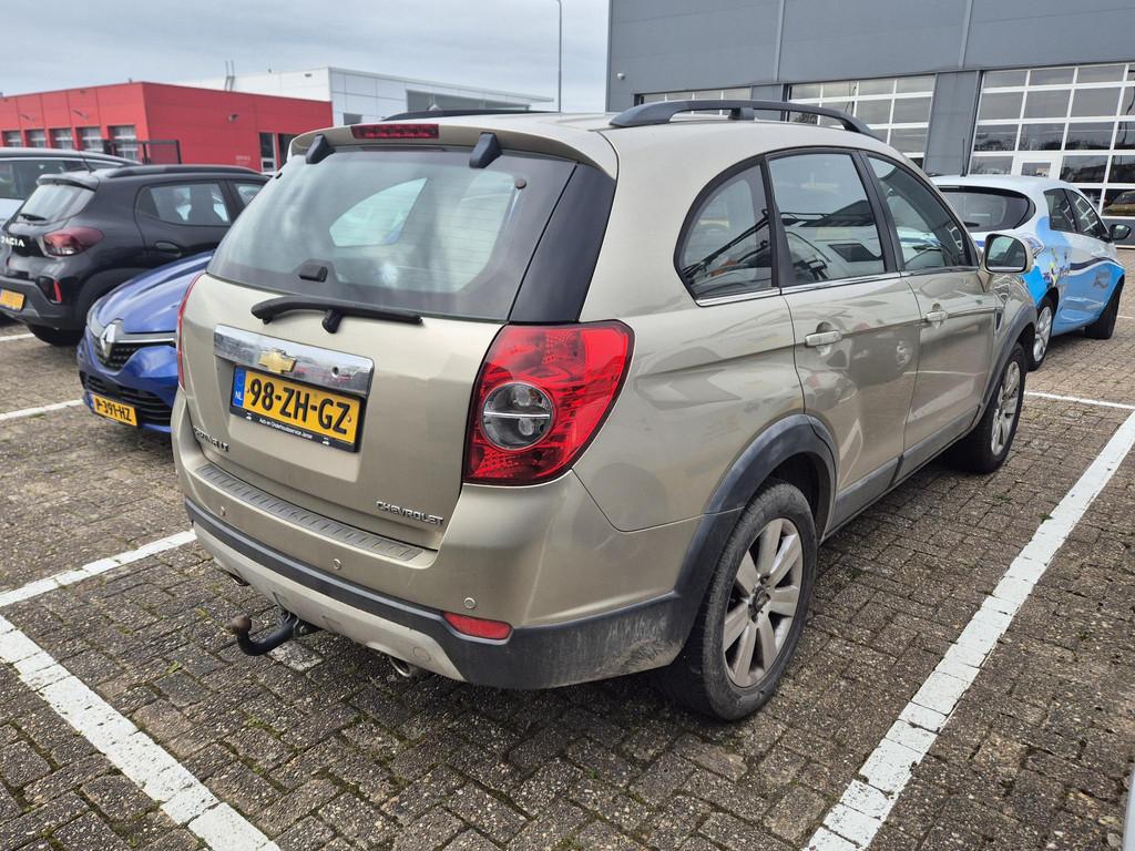 Chevrolet Captiva 3.2i V6 Executive 4x4 7pers AUTOMAAT DEFEC, 1780 kg, 3195 cc, Gebruikt, 2000 kg