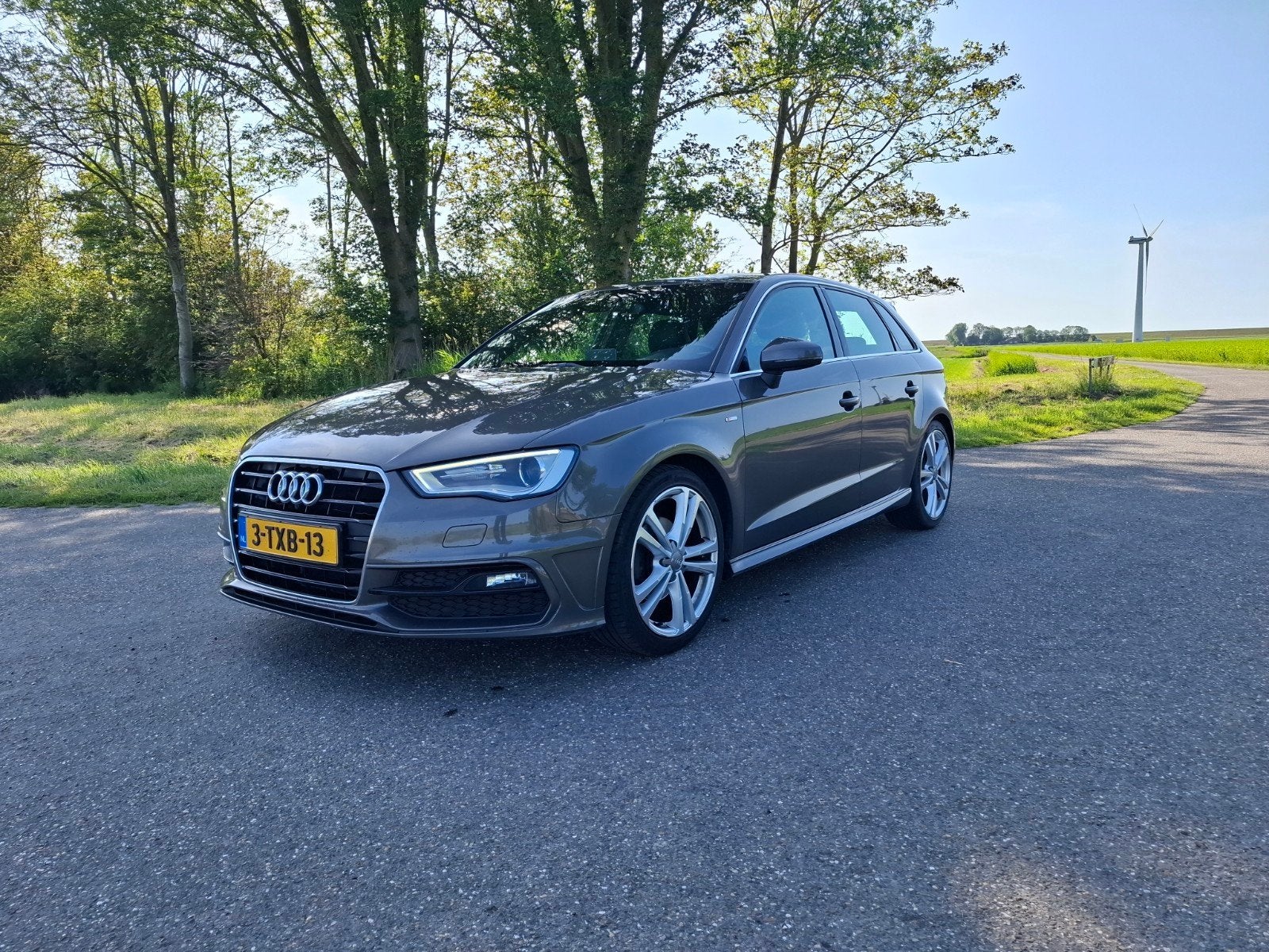 Audi A3 1.4 Tfsi 90KW Sportback S-tronic 2014 Grijs, Zwart, 122 pk, 650 kg, Onderhoudsboekje