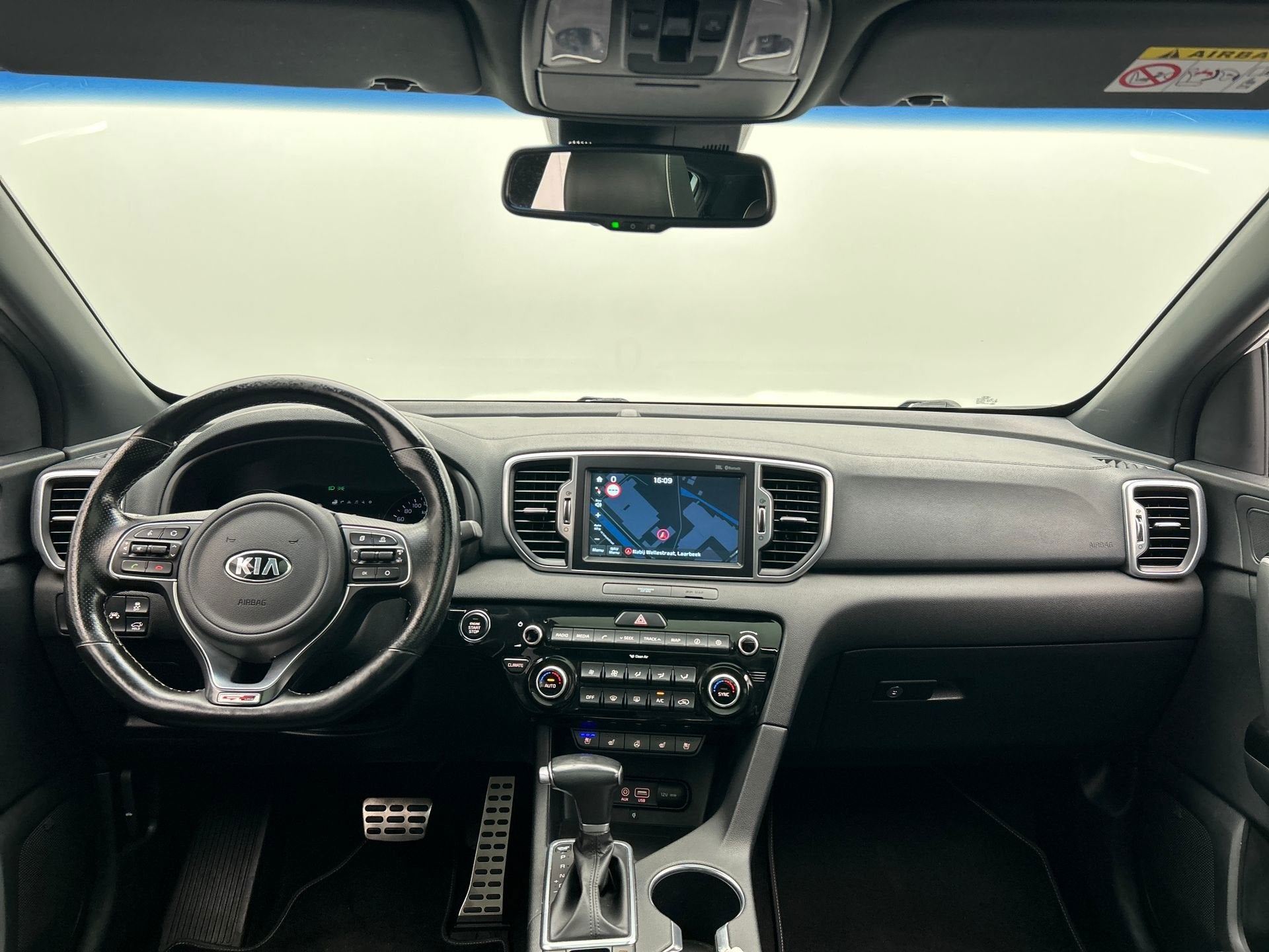 Kia Sportage 1.6 T-GDI 4WD GT-Line PlusLine | Dealer ondh. |, Auto's, Kia, Gebruikt, 4 cilinders, Wit, Leder
