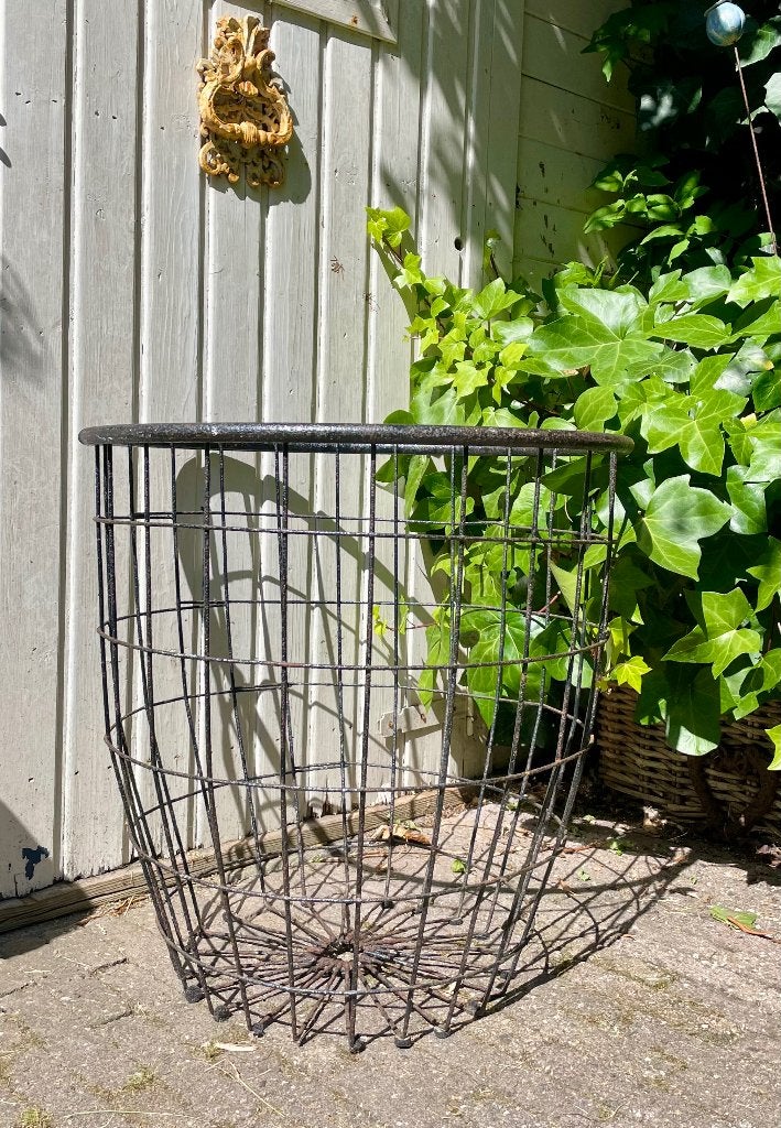 Brocante Franse metalen aardappelmand, Ophalen
