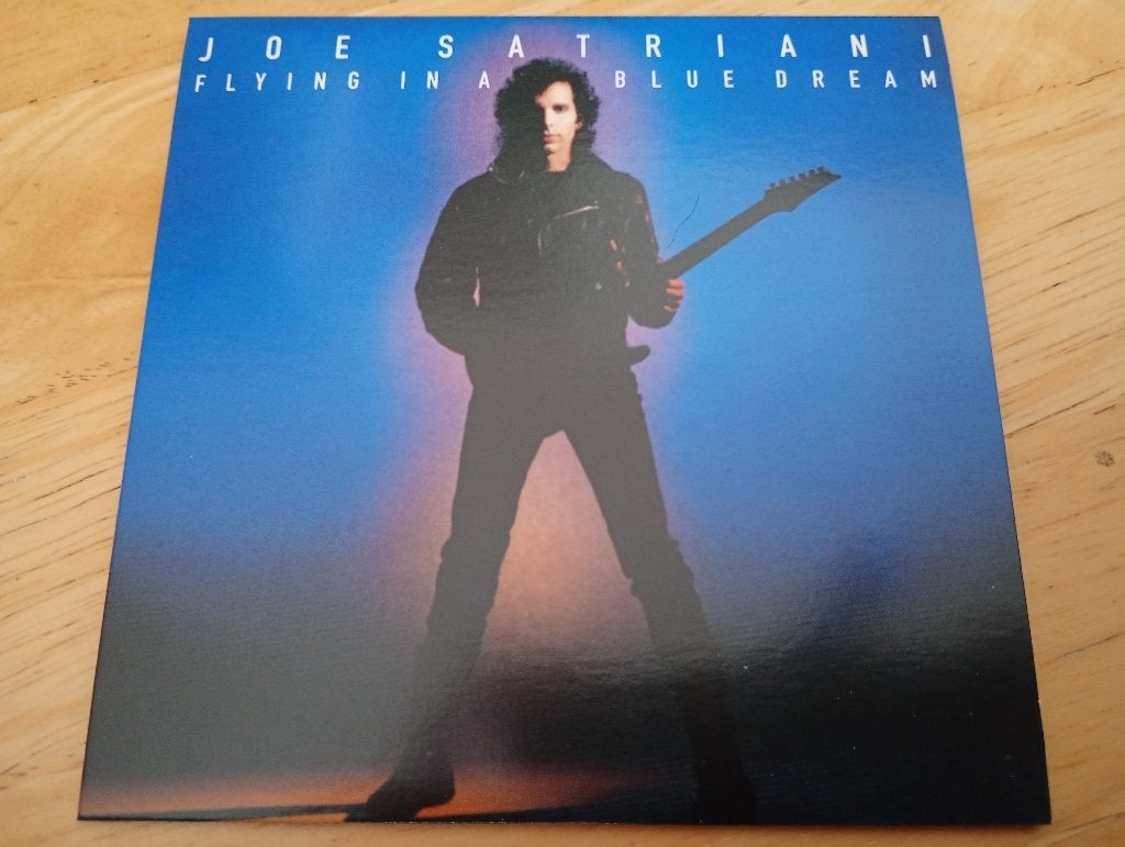 CD Joe Satriani - Flying In A Blue Dream, Verzenden, Zo goed als nieuw, Poprock
