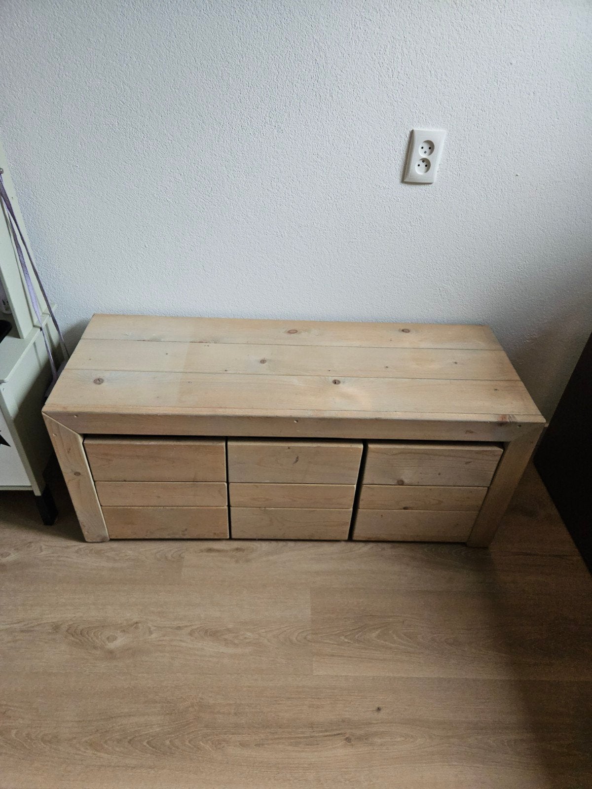 Kinder speeltafel met opbergvakken op wieltjes, Ophalen, Gebruikt