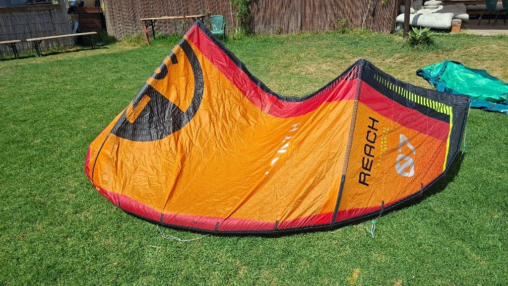 North Reach Kite 6 7 8 9 10 12 13 + Carve 6 + Cabrinha 15, Kite, Verzenden, 9 m², Geen board