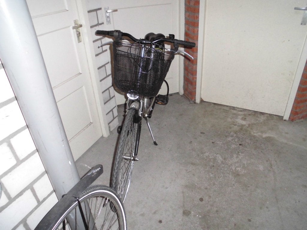 Damesfiets met mand en herenfiets, Fietsen en Brommers, Fietsen | Racefietsen, Gebruikt, Staal, Velgrem, Dames