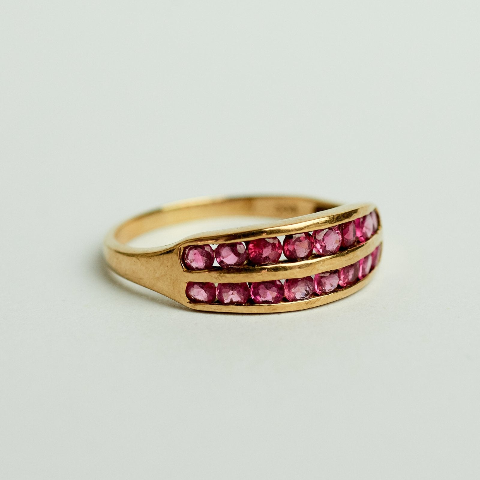 8k vintage gouden ring met robijn, Ophalen of Verzenden, Zo goed als nieuw, Goud, Dame