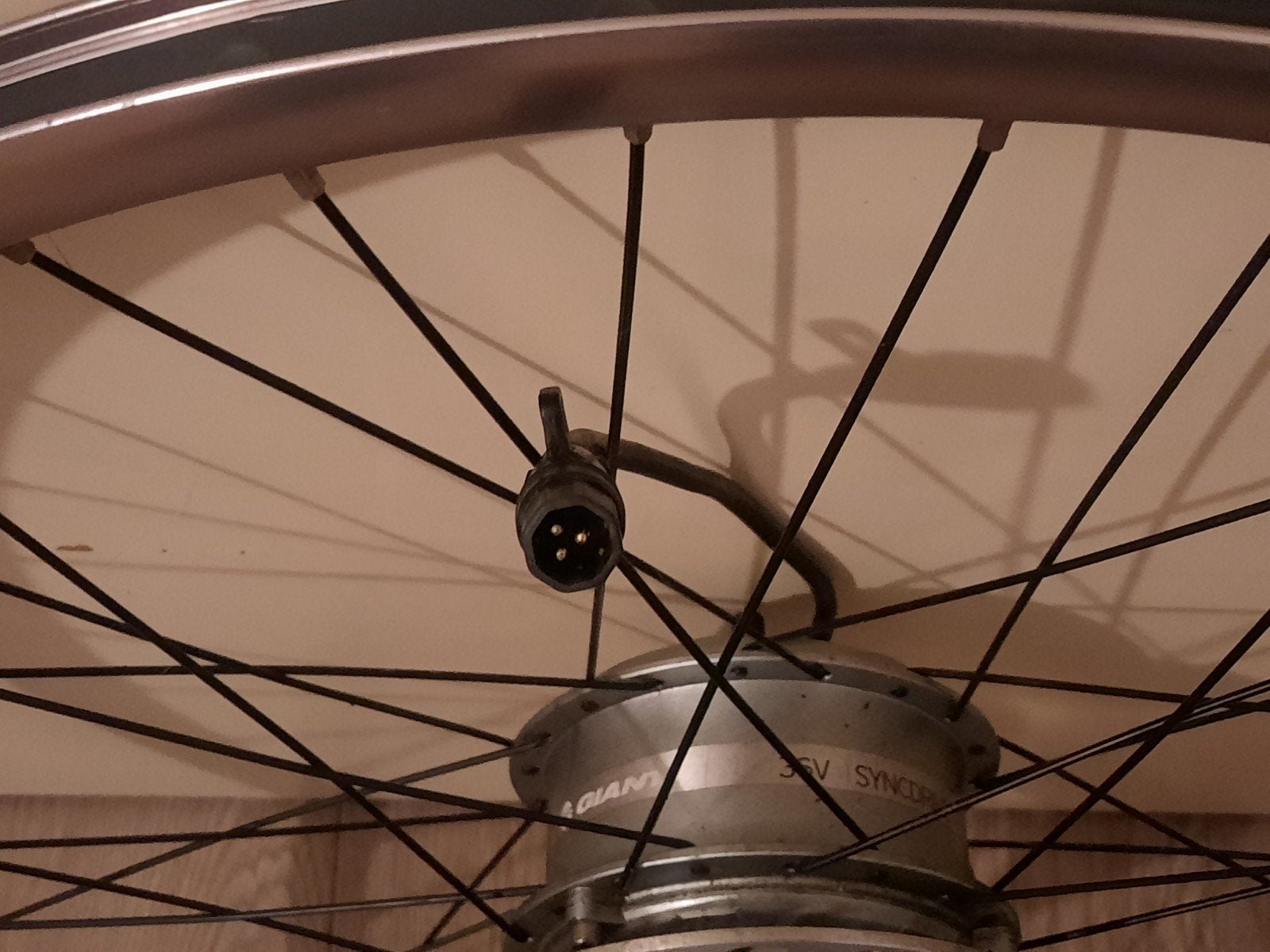 Giant onderdelen voorwielmotor display bagagedrager Controll, Fietsen en Brommers, Fietsaccessoires | Fietscomputers, Ophalen of Verzenden